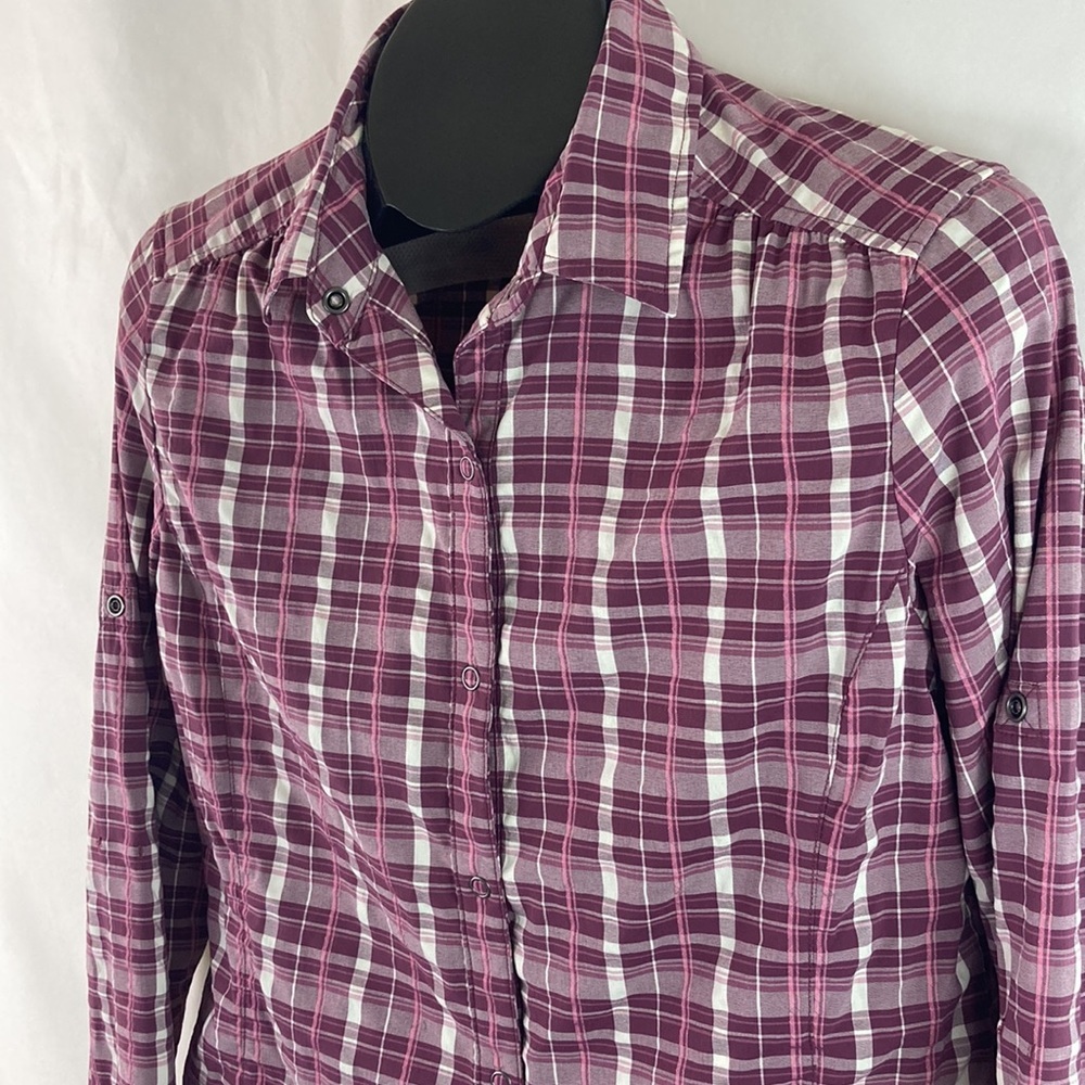 REI Outdoor Quick Drying Snap-Up Shirt with Hidden Zipper Pocket - Picture 2 of 11
